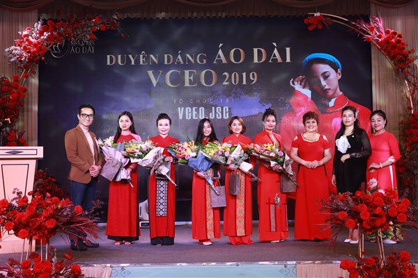 Đêm Gala trao giải cuộc thi "Duyên dáng áo dài VCEO 2019"