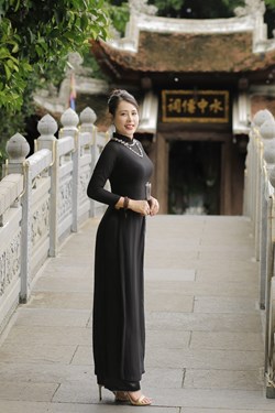 Jenny Nguyễn